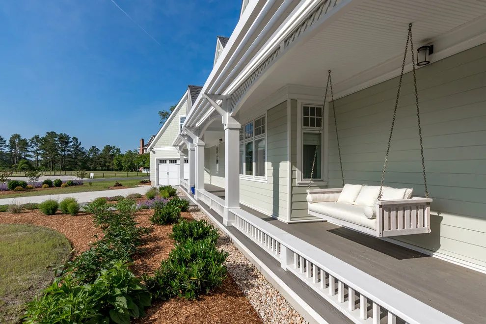 Classic Coastal Aesthetic by David D. Quillin Architecture - Photo 16