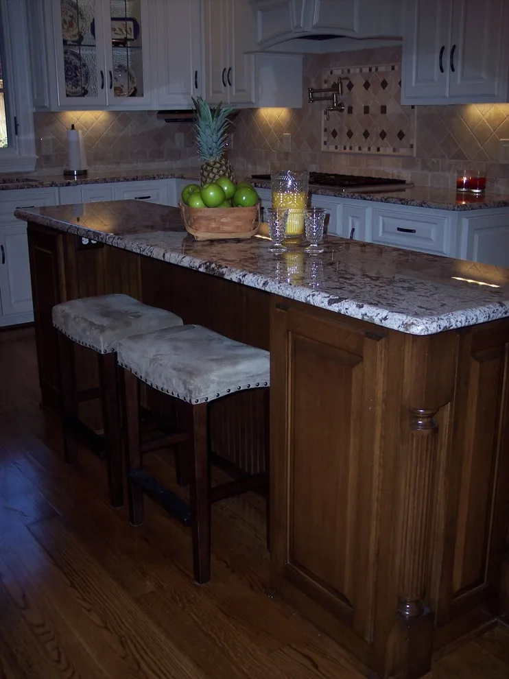Classic Kitchen Renovation by Pollard Hodgson Architects - Photo 5