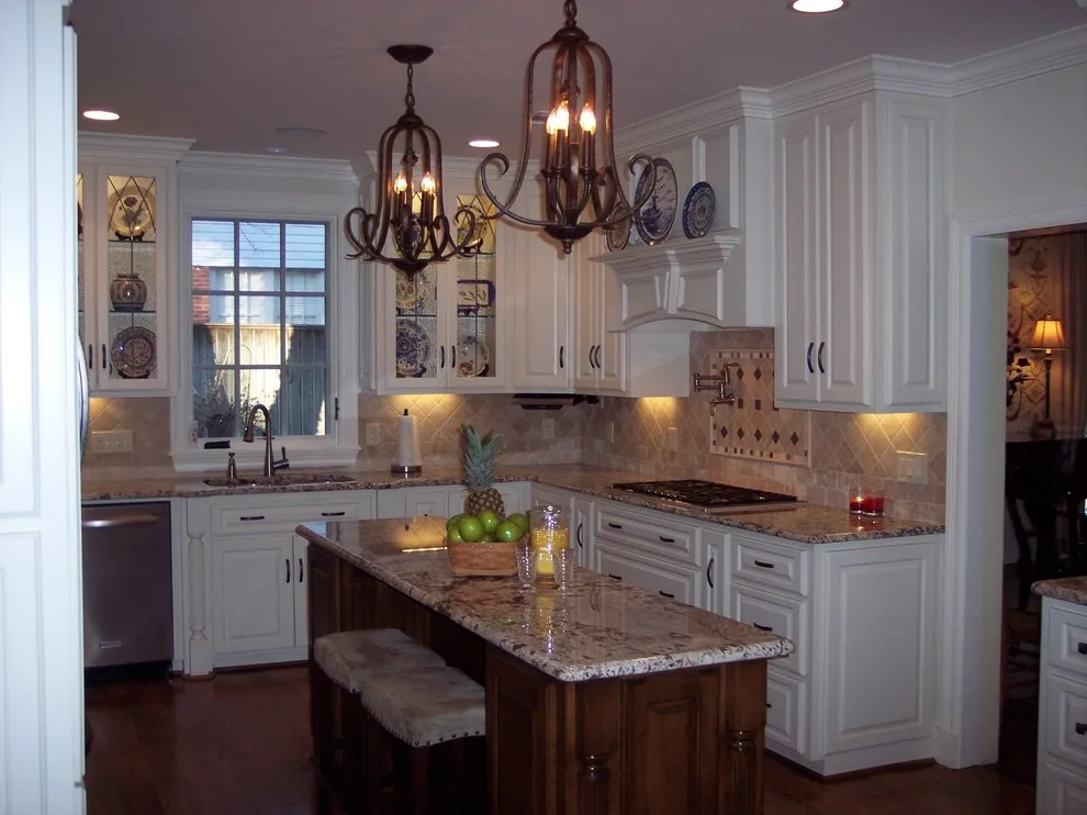 Classic Kitchen Renovation by Pollard Hodgson Architects - Photo 4