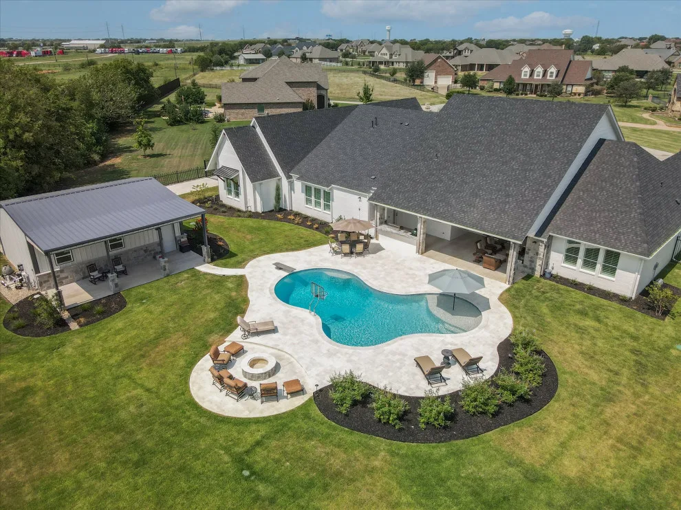 Haslet Texas Farmhouse Renovation by Distinctive Dwellings - Thayne Hillrichs - Photo 17