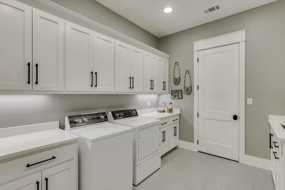 Haslet Texas Farmhouse Renovation by Distinctive Dwellings - Thayne Hillrichs - Photo 5