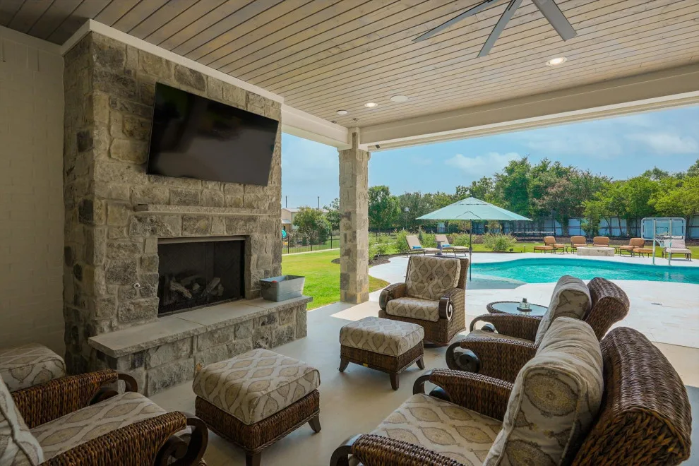 Haslet Texas Farmhouse Renovation by Distinctive Dwellings - Thayne Hillrichs - Photo 2