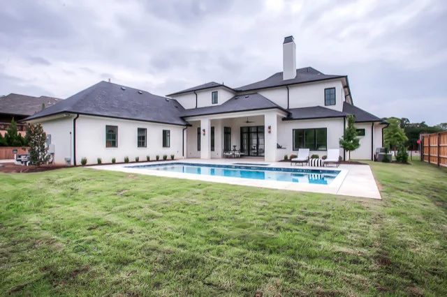 Modern Transition - Colleyville by Distinctive Dwellings - Thayne Hillrichs - Photo 2