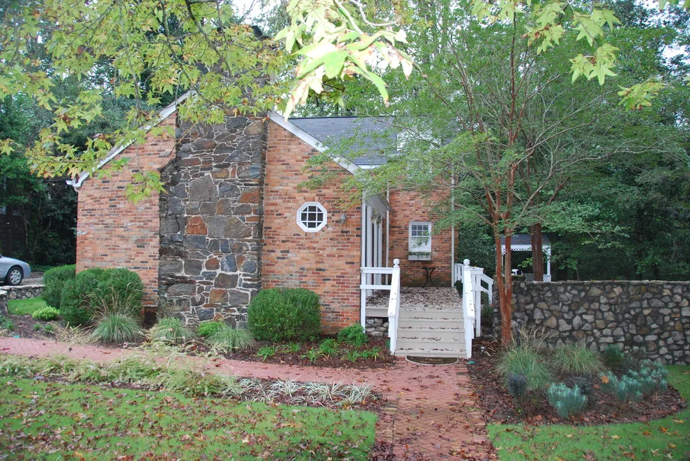 Auburn, AL Renovation and Expansion Project by Hinson + Dagg Architects, LLC - Photo 26