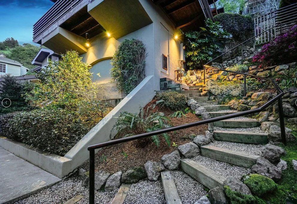 Oakland Hills Treehouse by David D. Quillin Architecture - Photo 4