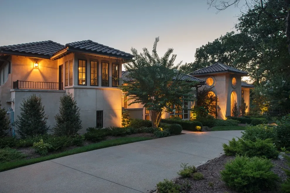 Greenhills Southwestern Getaway by ArchiNerd PLLC - Photo 4