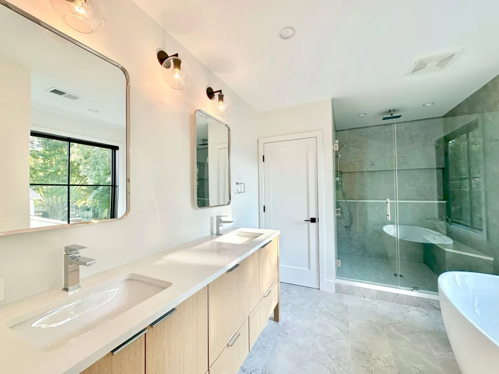 Trio Modern on 3rd Avenue by FitzHarris Designs, Architects + Designers - Photo 18