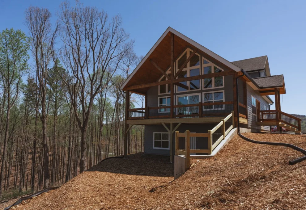 TWISTED TREE by Reynard Custom Homes - Photo 14