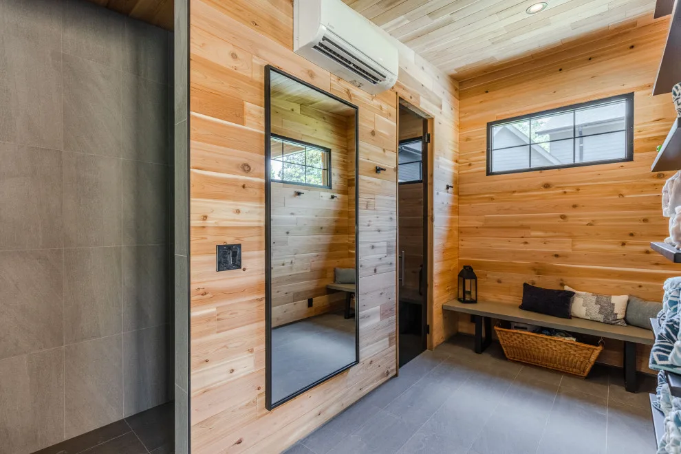 City Infill with Backyard Retreat by BLOM Design Studio - Photo 40