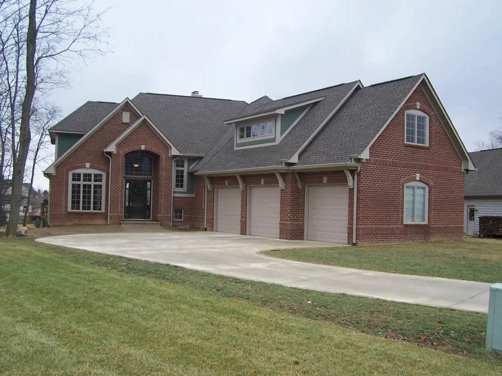 Diverse Exteriors by James L Holley, Professional Designer - Photo 7
