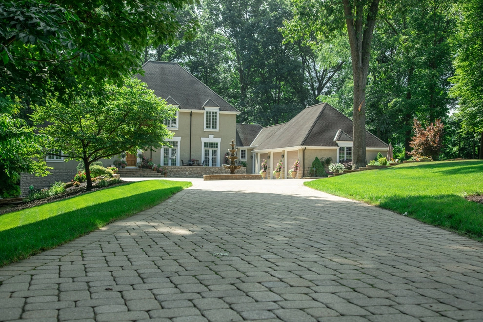 Traditional Home & Colorful Containers by Winland's Complete Landscaping Service - Photo 6