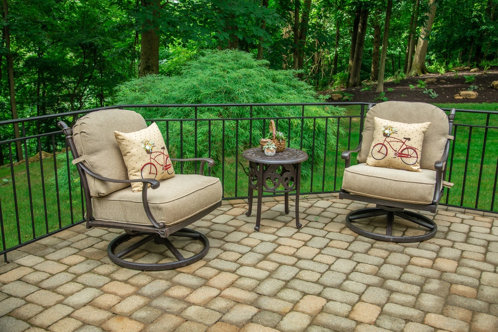 Traditional Home & Colorful Containers by Winland's Complete Landscaping Service - Photo 3