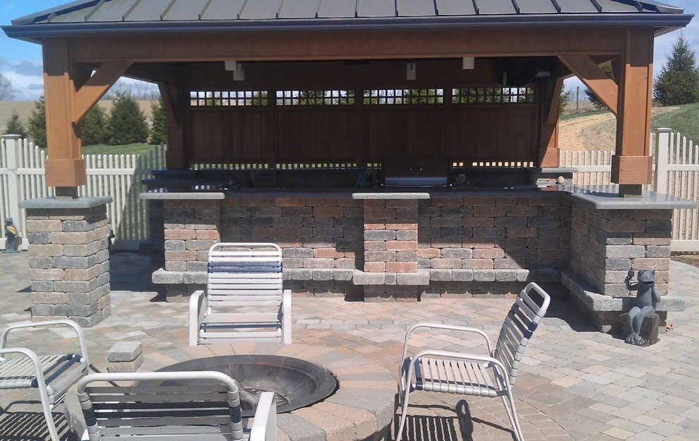Outdoor Kitchen by Winland's Complete Landscaping Service - Photo 5