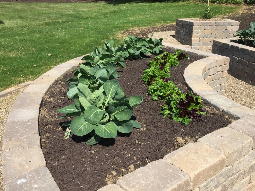 Winland's Complete Landscaping Service - Photo 12