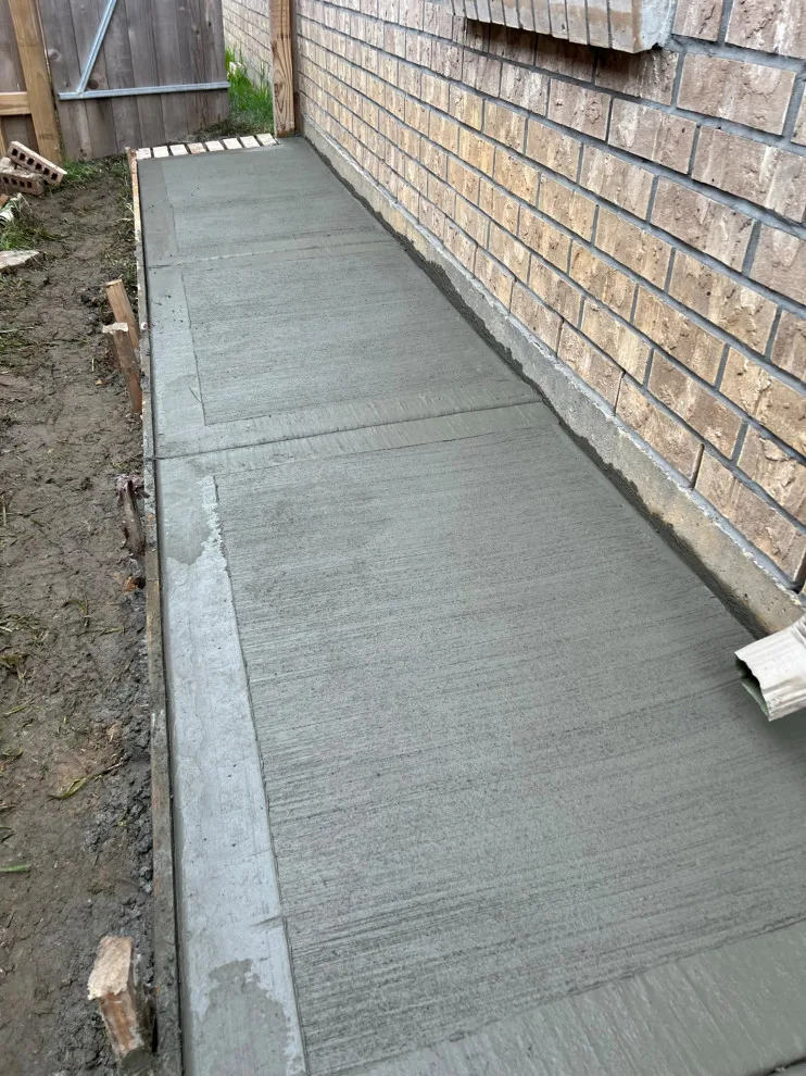 Brick-Paved Sidewalk by Flores Concrete - Photo 13