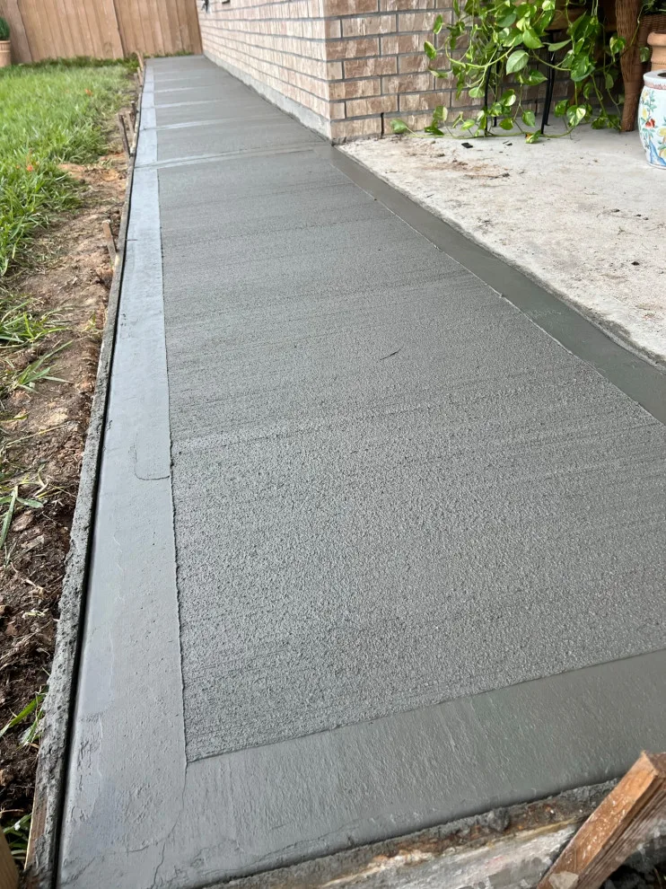 Brick-Paved Sidewalk by Flores Concrete - Photo 16