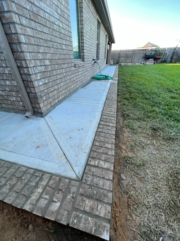 Brick-Paved Sidewalk by Flores Concrete - Photo 5