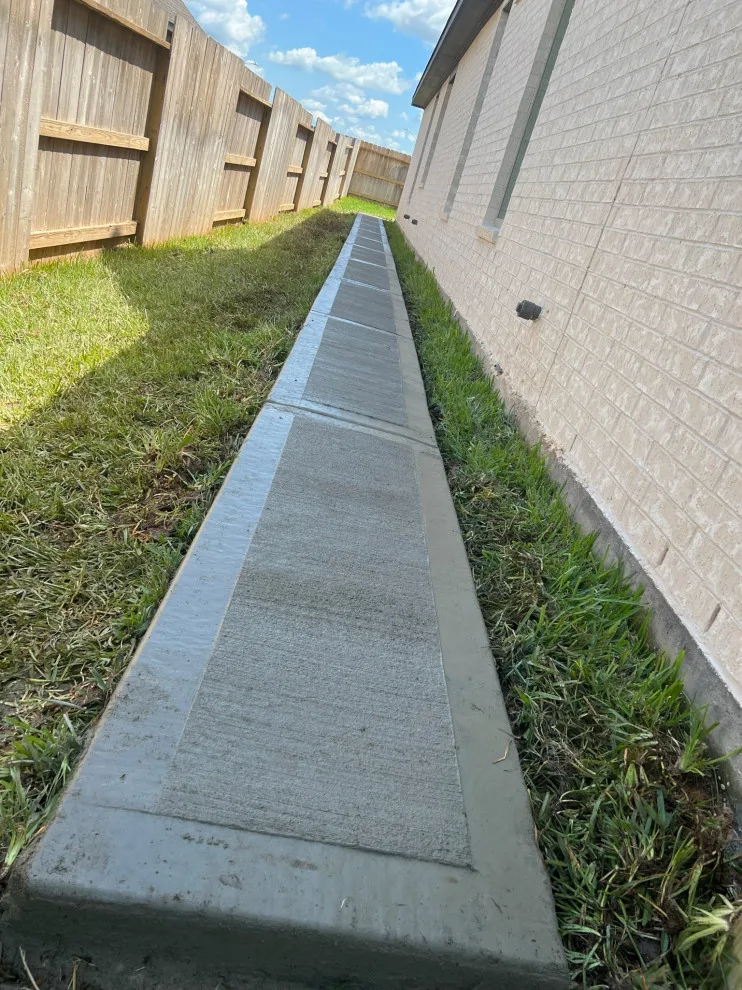 Brick-Paved Sidewalk by Flores Concrete - Photo 6