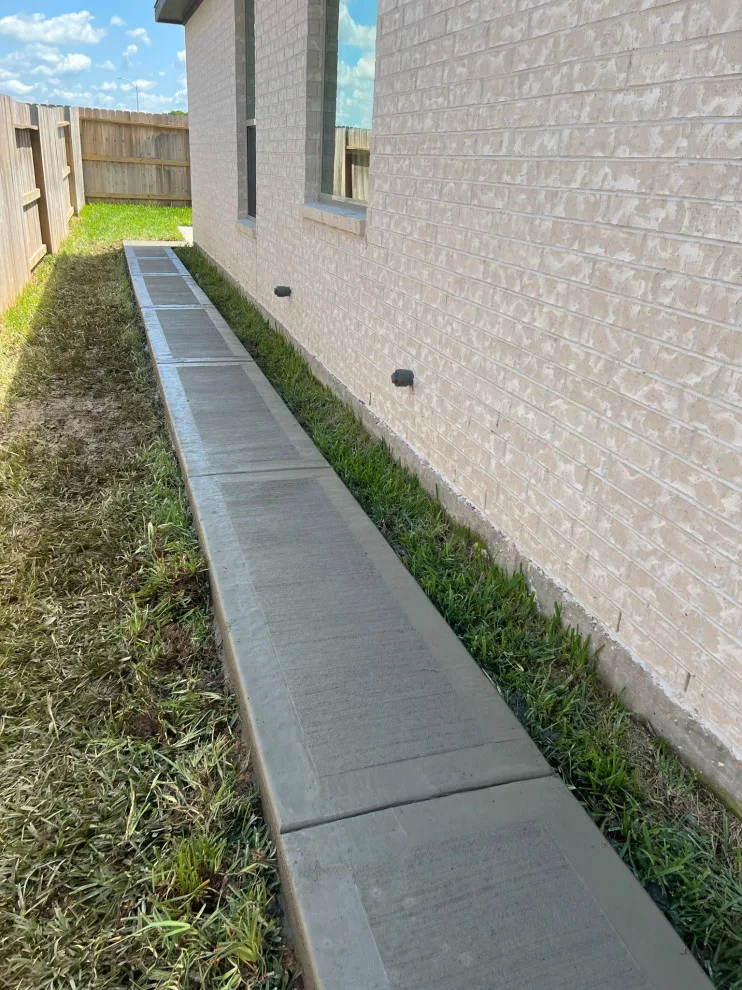 Brick-Paved Sidewalk by Flores Concrete - Photo 11