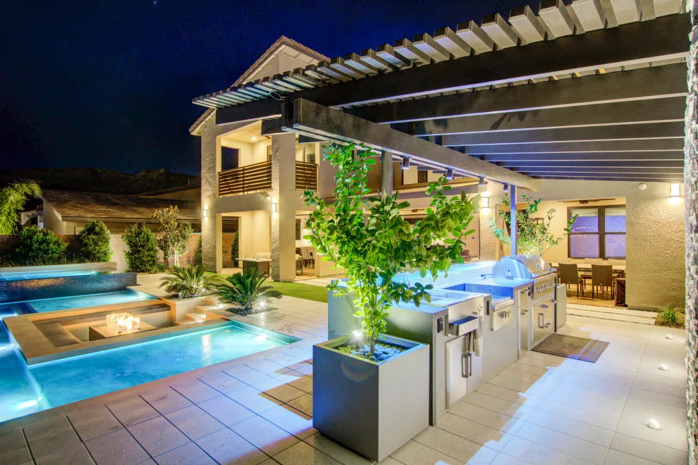Horizon by Custom Outdoor Living - Photo 2