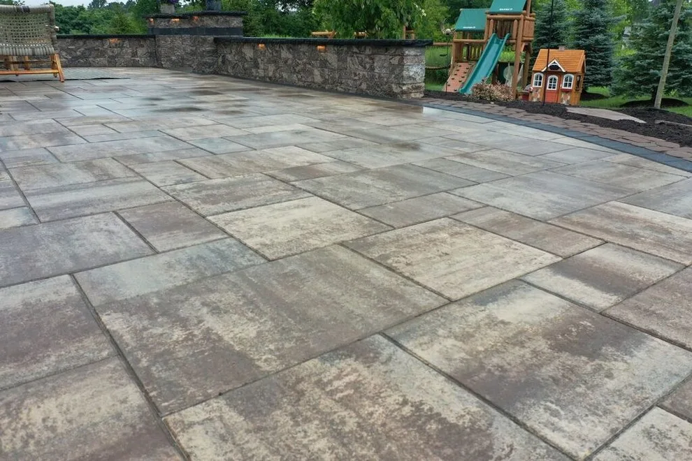 Somerset Veranda by Cambridge Pavingstones With ArmorTec - Photo 4