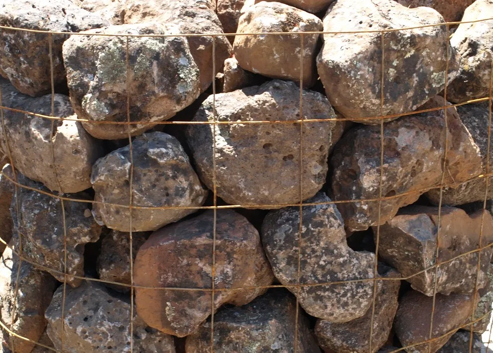 Sonoma Moss Rock by W. Johnson Ornamental Stone - Photo 7