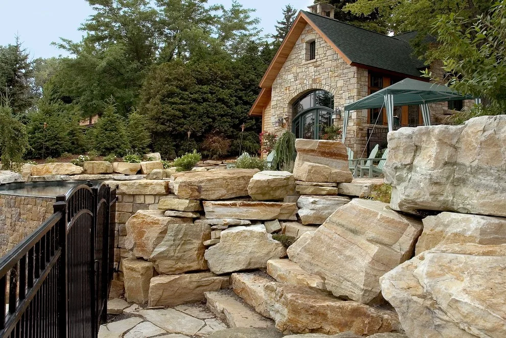 South Bay Quartzite Display Residence by Champlain Stone Ltd. - Photo 11