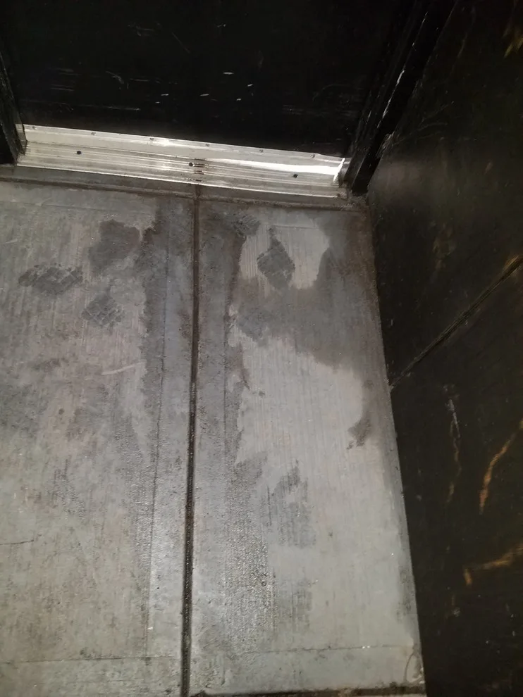 Taint by W.E. Concrete Polishing - Photo 12