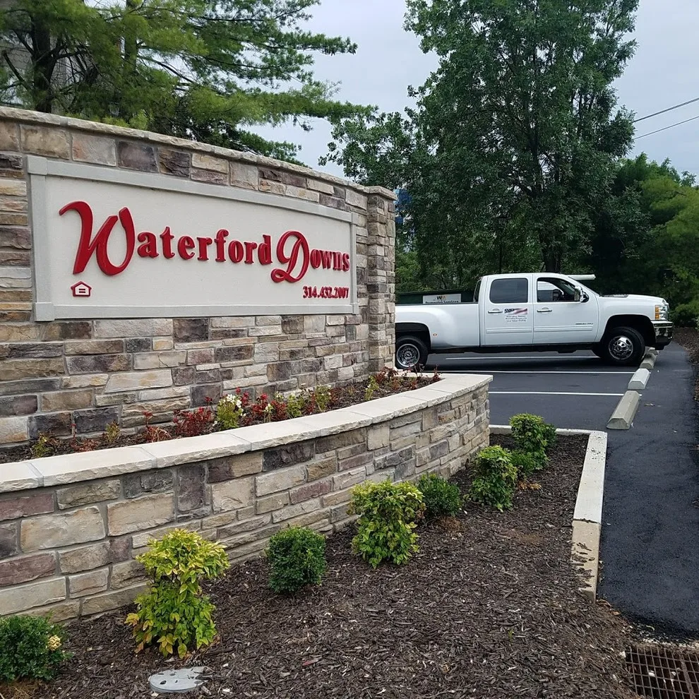 Creve Couer Stone Monuments by Masterpiece Masonry - Photo 4