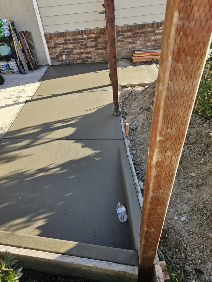 Solid base. Polished outcome. Expert quality. by Valdivia's Concrete - Photo 5