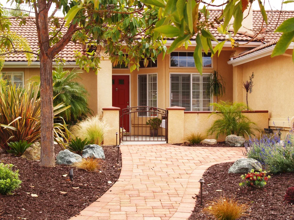 Nipomo CA Sunburst Blend Paver Pathway by Chaparral Pavers Of Santa Maria - Photo 2