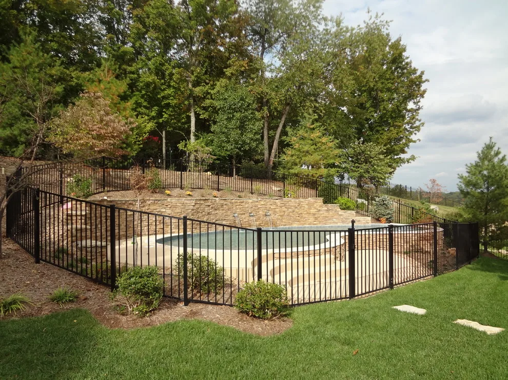 Tapawingo Pool, dry-stacked stone walls by Masterpiece Masonry - Photo 2