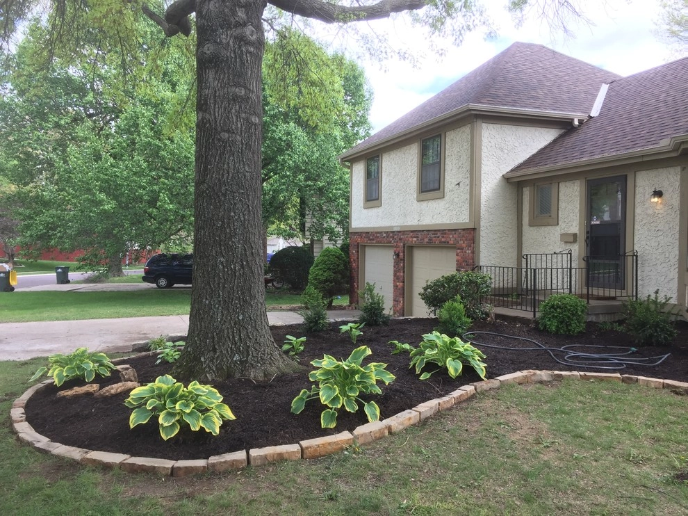 Zach's Lawn & Landscaping - Photo 8
