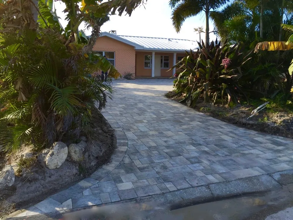 Tropical Coastlines by JR Pavers Inc. - Photo 16