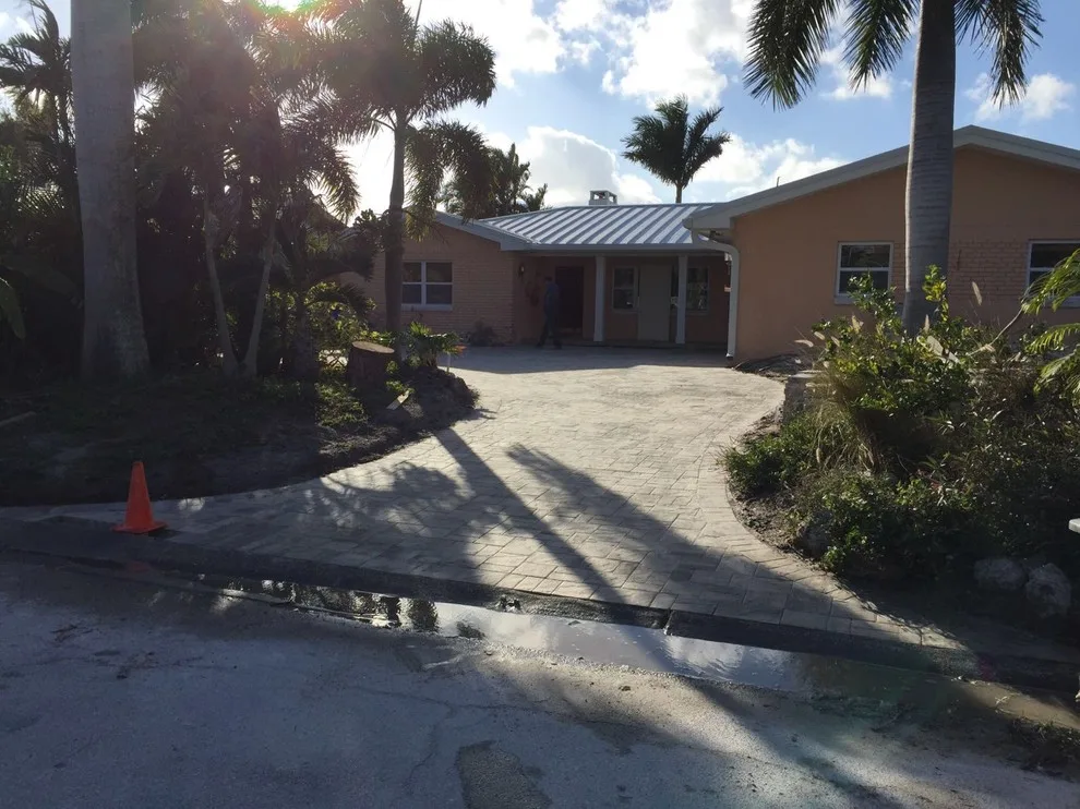 Tropical Coastlines by JR Pavers Inc. - Photo 10