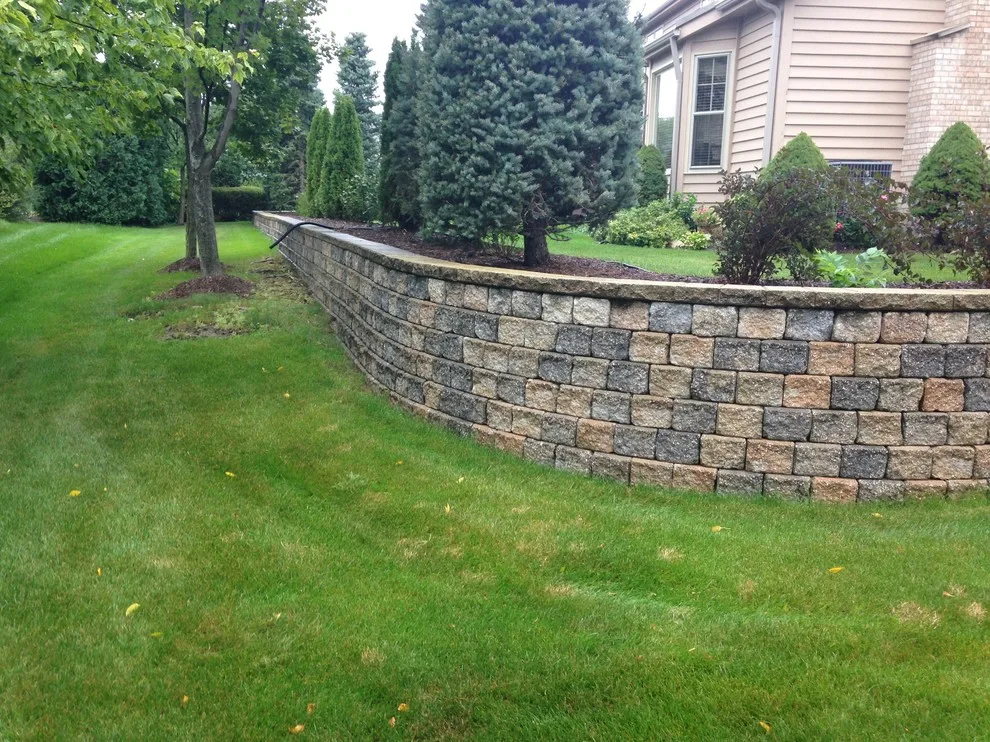 Paths and Support Walls by Arrowhead Brick Pavers, Inc. - Photo 4