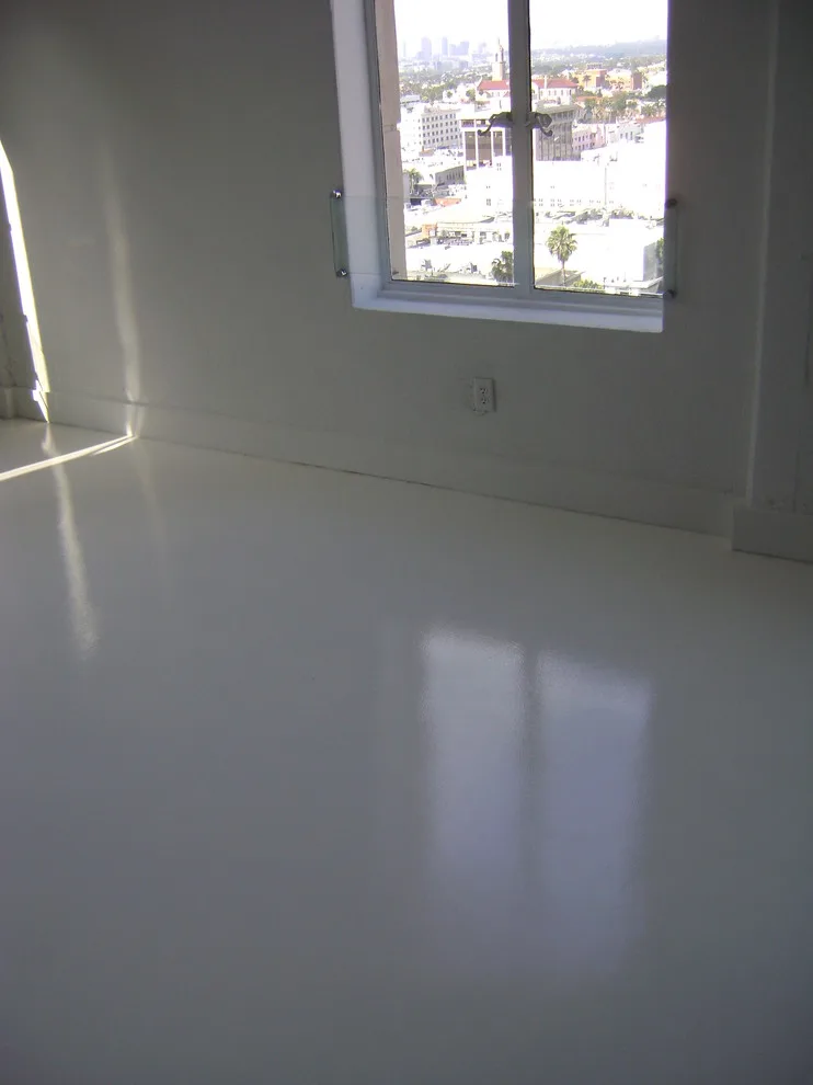 Hollywood White Loft Flooring by Modern Concrete Surfaces - Photo 4