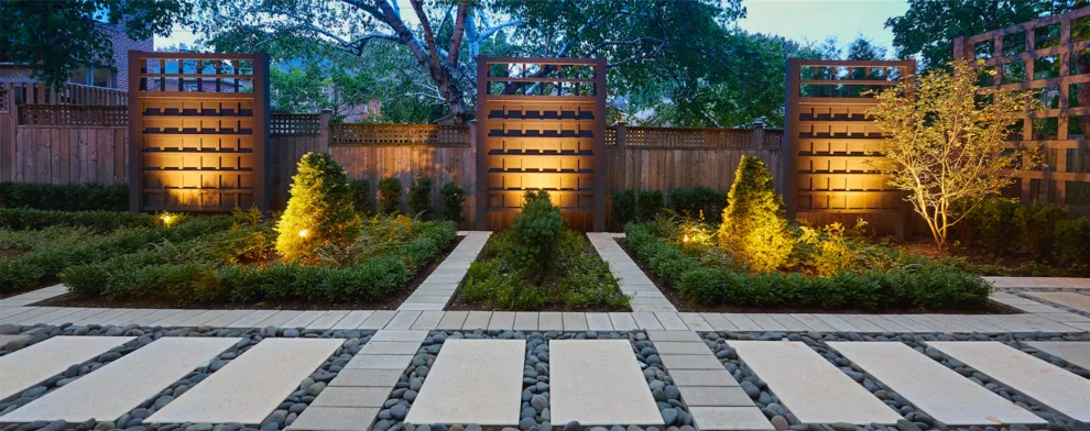 Modern Tranquil Garden by Techo-Bloc - Photo 3