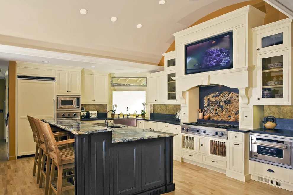 A Kitchen That Won Awards by Slaughterbeck Floors, Inc - Photo 11