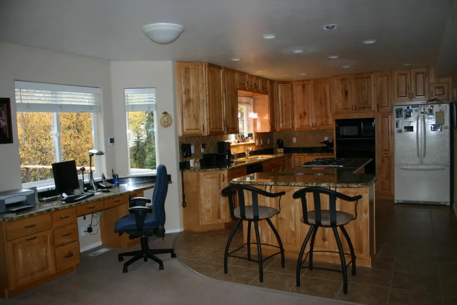 Culinary Spaces and Eating Areas by Cozy Interiors - Photo 14