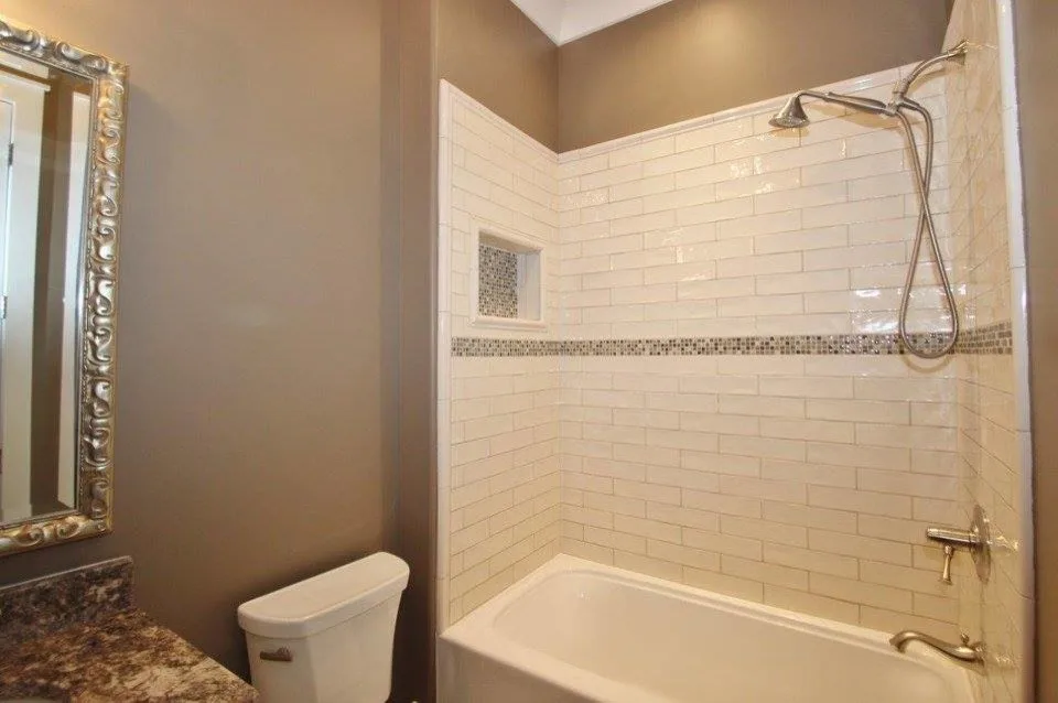 Personalized Shower and Bathtub Enclosures by Dronet's Floor Gallery - Photo 6