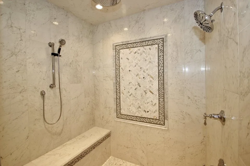 Personalized Shower and Bathtub Enclosures by Dronet's Floor Gallery - Photo 8