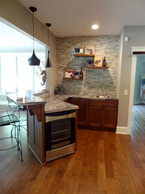 Laminated Surfaces by DeGraaf Interiors - Photo 6