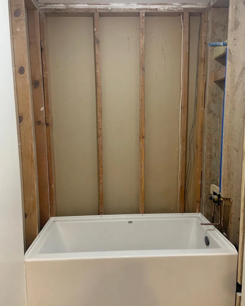 Lafayette, LA Tub Surround Installation by Benchmark Renovations - Photo 5