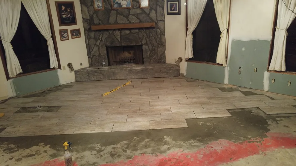 Irvs Floor And More - Photo 14