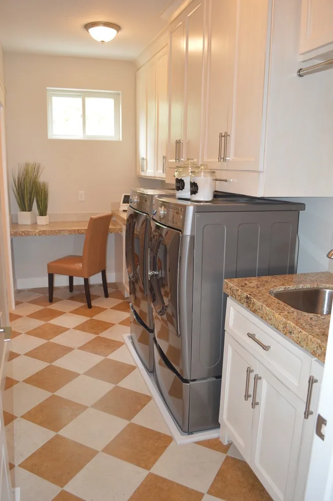 2015 Home Showcase. Residence #8 - Chatwin Homes by Old World Stone Imports Flooring & Design - Photo 32