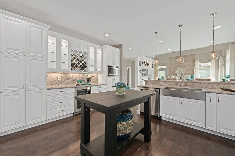 Gilbert Flooring And Paint - Photo 6