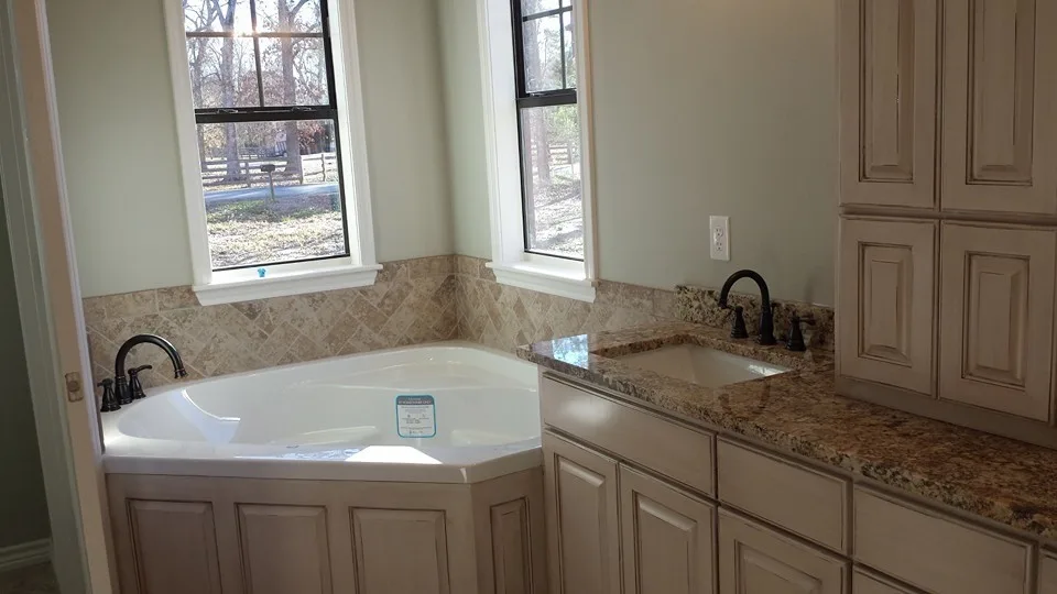 Stunning Bathrooms by Floor Care & Interior - Photo 8