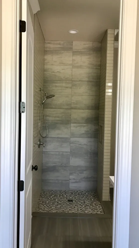 Stunning Bathrooms by Floor Care & Interior - Photo 7