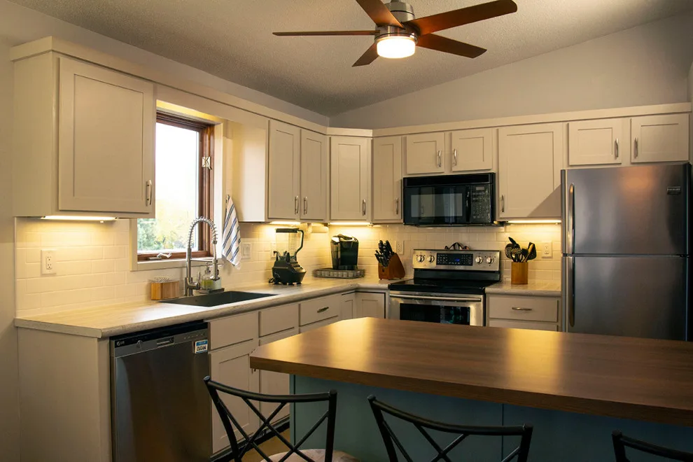 Kitchen Facelift Project by Design Pro Flooring - Photo 8